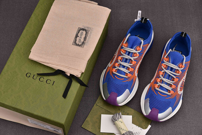 G*u*i* trainer sneaker79