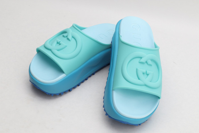 G*u*i* sandal103