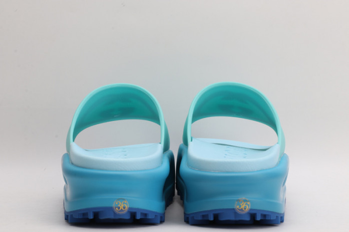 G*u*i* sandal103