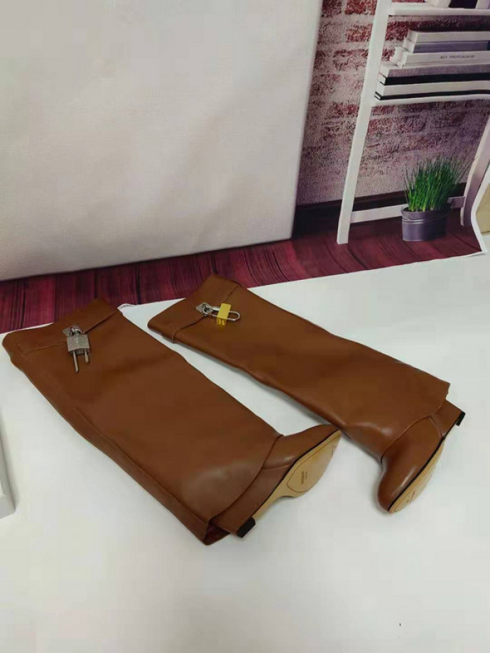 GIVENCHY LEATHER BOOTS GC000004