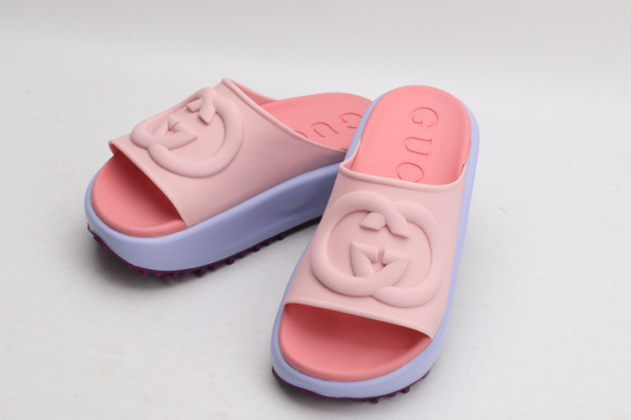 G*u*i* sandal105