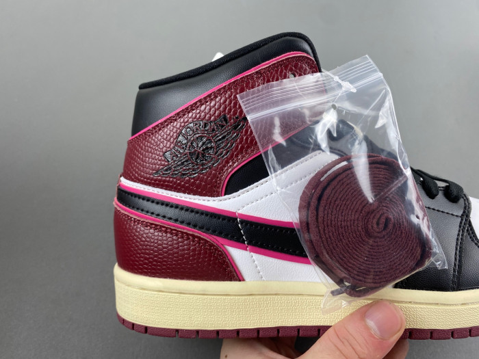 Air Jordan 1 Mid SE Bordeaux FQ7818-101