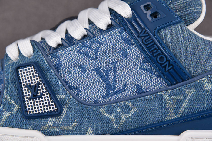 LV snekaers L000007