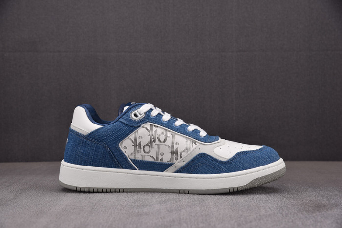 DIO* SNEAKERS B27 T0000-022