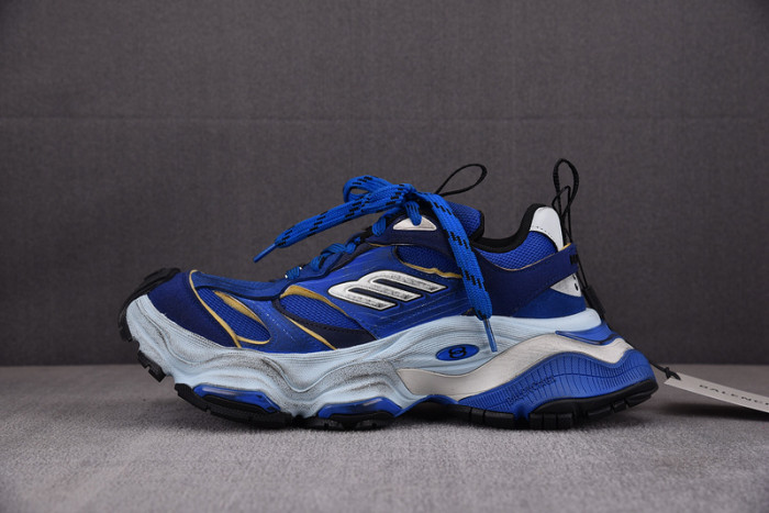 SNEAKER CARGO