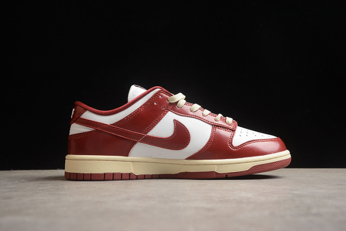 Nike Dunk Low PRM Vintage Team Red  FJ4555-100