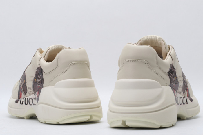 G*u*i* trainer sneaker31