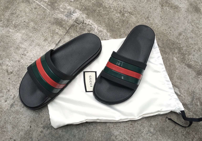 G*u*i* sandal112