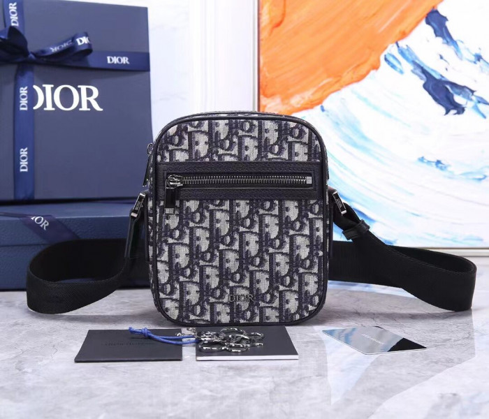 D*or bag1