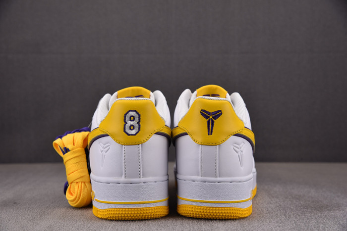 Kobe Bryant x Nike Air Force 1 Low  FZ1151-101