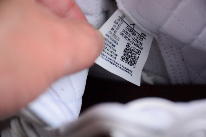 AIR JORDAN 12 RETRO SP A MA MANIÉRE WHITE DV6989-100