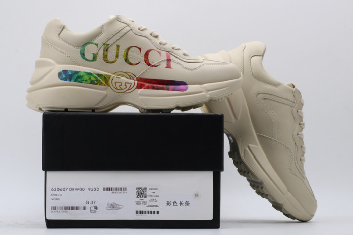 G*u*i* trainer sneaker3