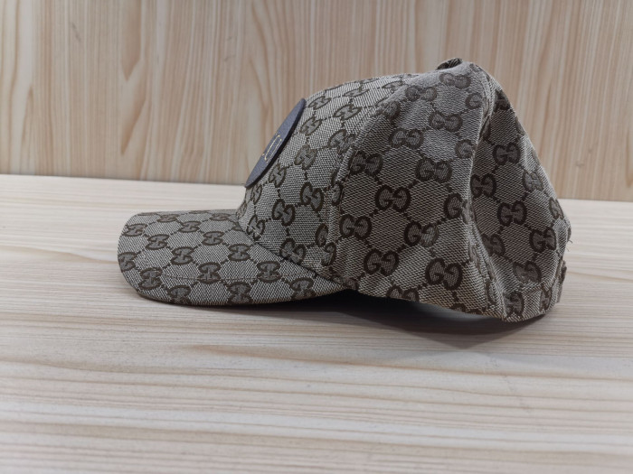 G*u*i hat