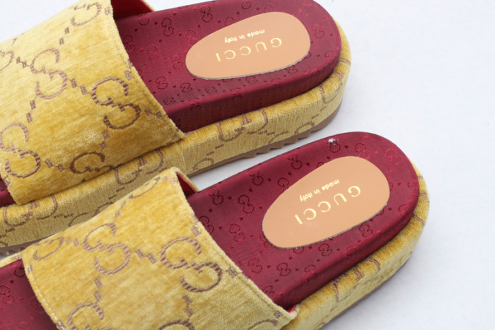 G*u*i* sandal69