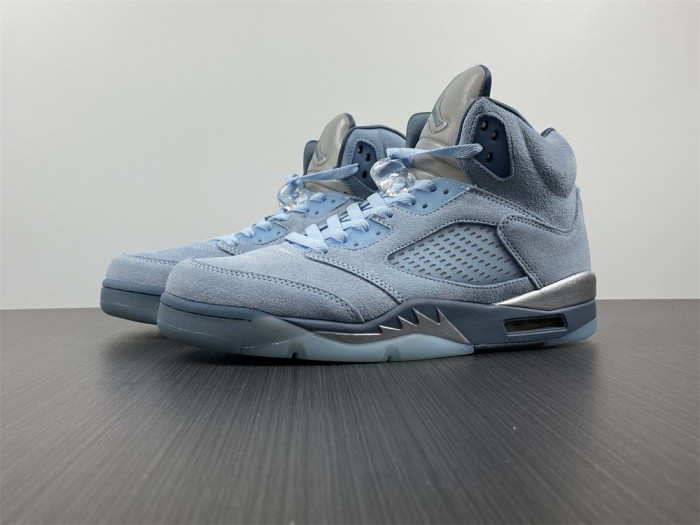 WMNS AIR JORDAN 5 RETRO ''BLUE BIRD'' DD9336-400