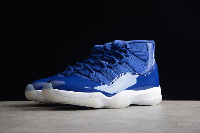 Air Jordan 11 Retro Low 