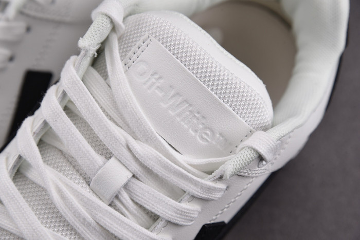OFW Sneakers OW10008