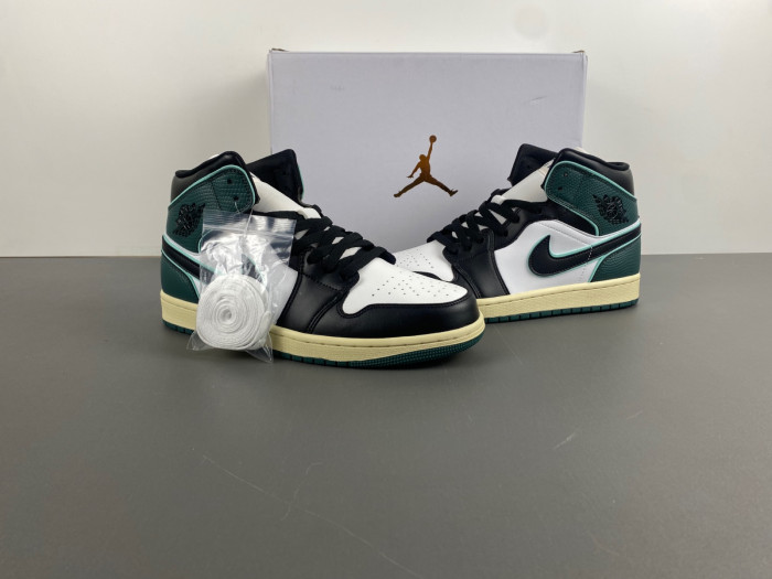 AAir Jordan 1 Mid SE Oxidized Green FQ7818-100