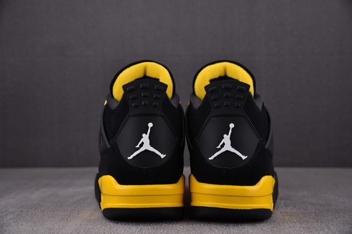 Air Jordan 4 Retro Thunder (2023)  DH6927-017