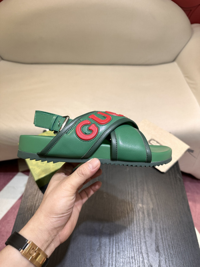 G*u*i* sandal110